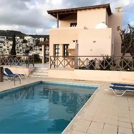 Villa Danae *